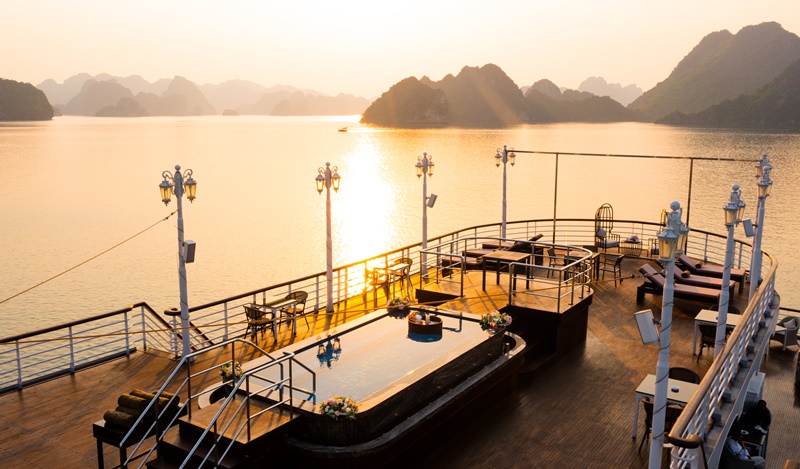 Halong Bay Cruise