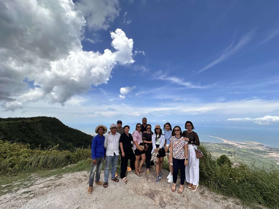 Cambodia-team-building-1