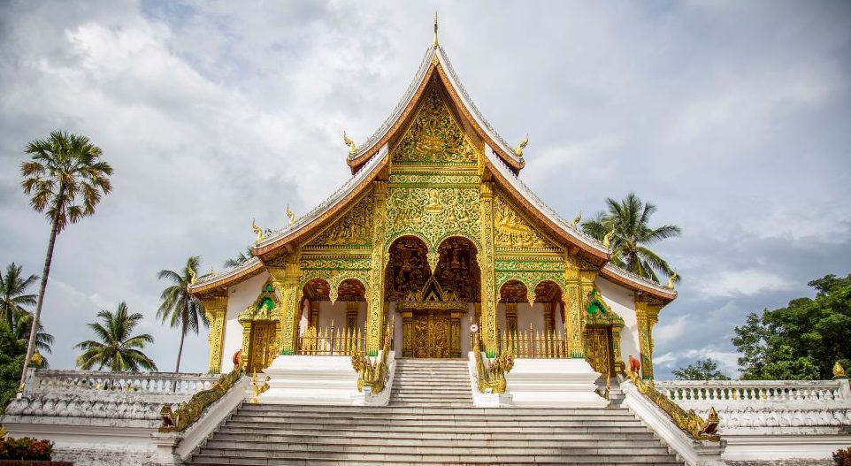 the-beautiful-temple-of-wat-mai-in-luang-prabang