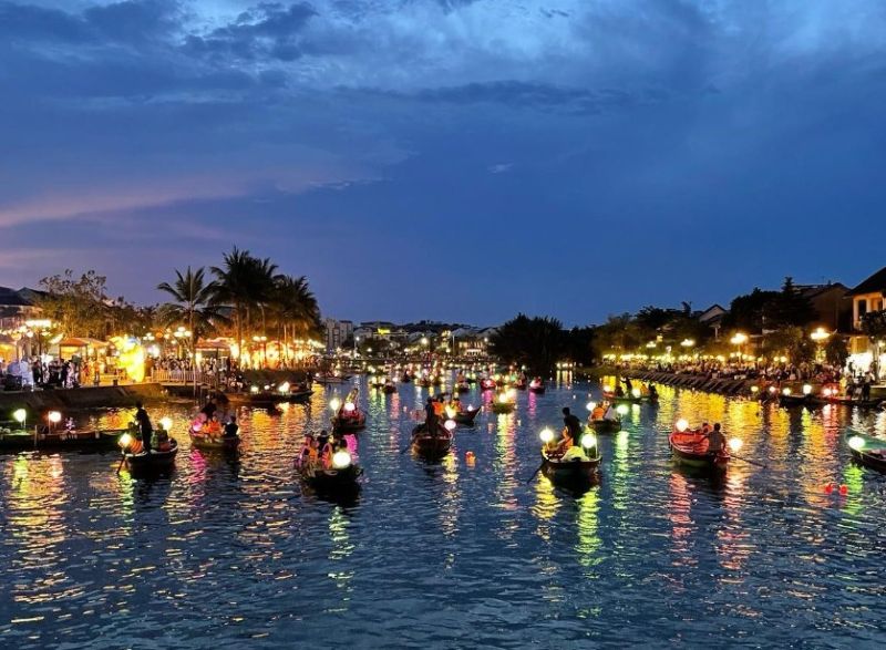 Hoi an lantern festival