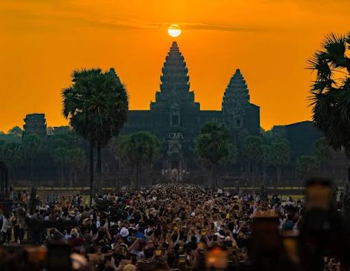 Angkor Equinox (Sunrise Alignment at Angkor Wat)