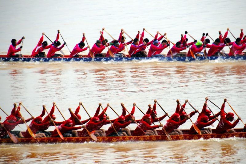 lao-boat-race-01