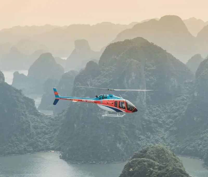 halong-bay-helicopter-tour-1