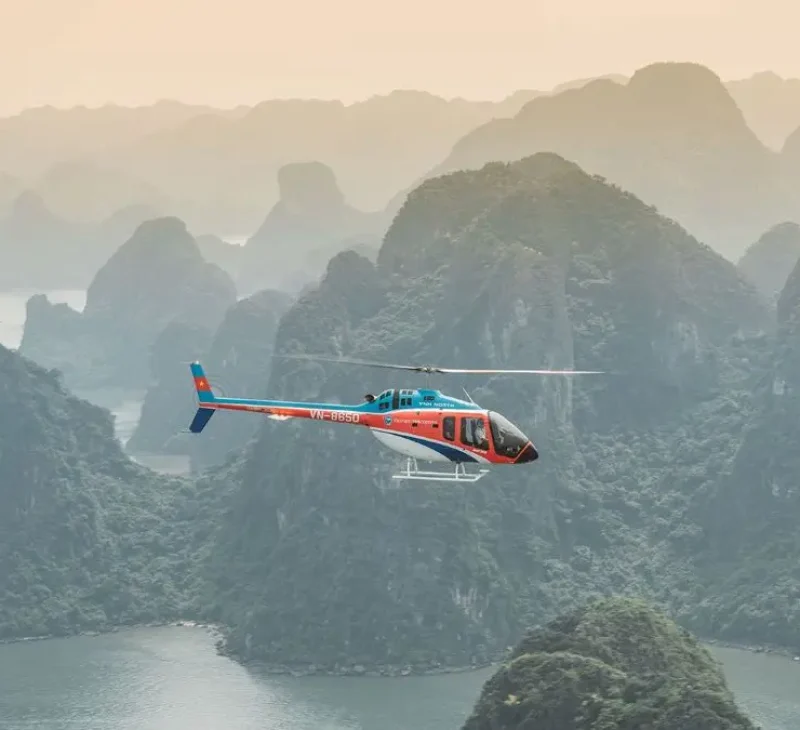 halong-bay-helicopter-tour-1